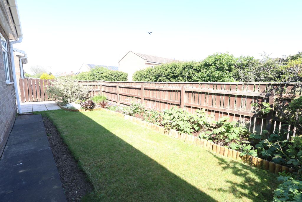 Front Garden- click for photo gallery